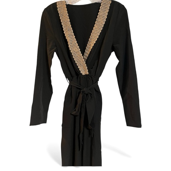 Elegant Black Jumpsuit with Gold Trim - Picture 2 of 4